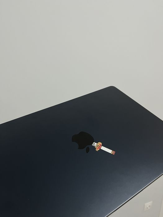 Macbook Air 15 (2022), M2, 512gb,