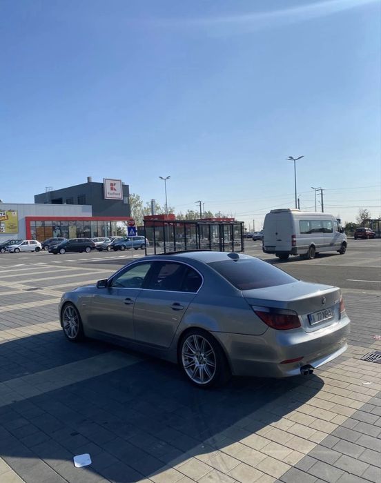 BMW E60 530D  disstronic/head-up/logic7