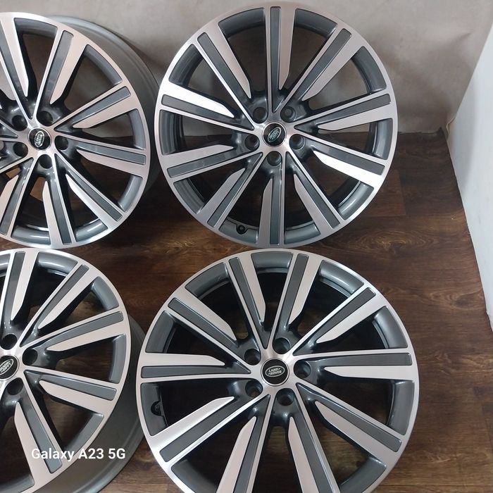 Jante Range Rover Vogue L460 pe 22