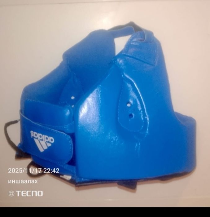 Боксерские Шлем новый Каспи Ред и Рассрочка доставка по городу бесплат