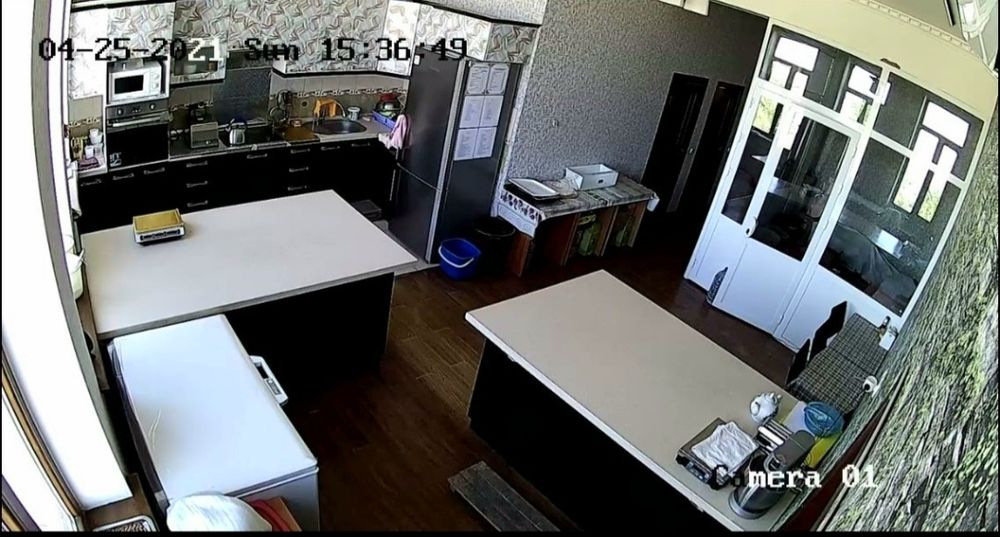 Продаётся готовые 2 и 3 этажи 3-х этажного здания