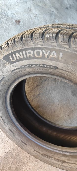 Зимни гуми Uniroyal 235/65/16 C 4 броя