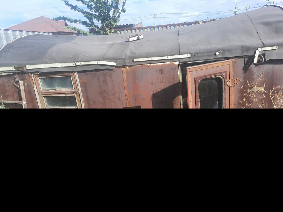 Продам будку-вагончик для хранения хозяйственных инвентаря, и мн др