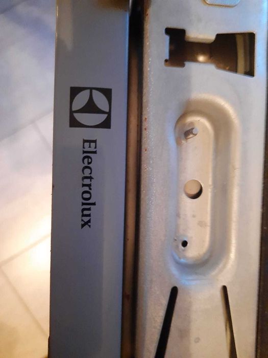 Masina de spalat vase incorporabila Electrolux, Clasa A, 45 cm, Inox