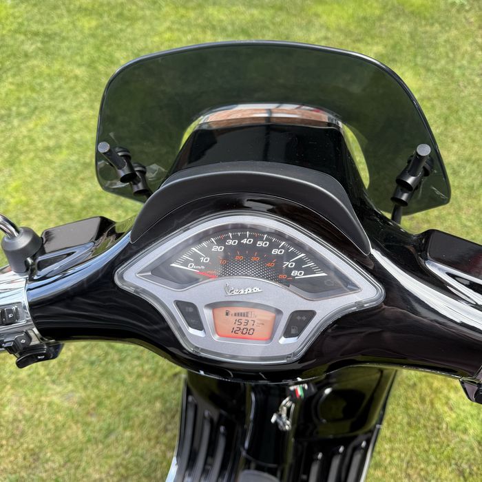 Vespa Sprint 50cc (2023)
