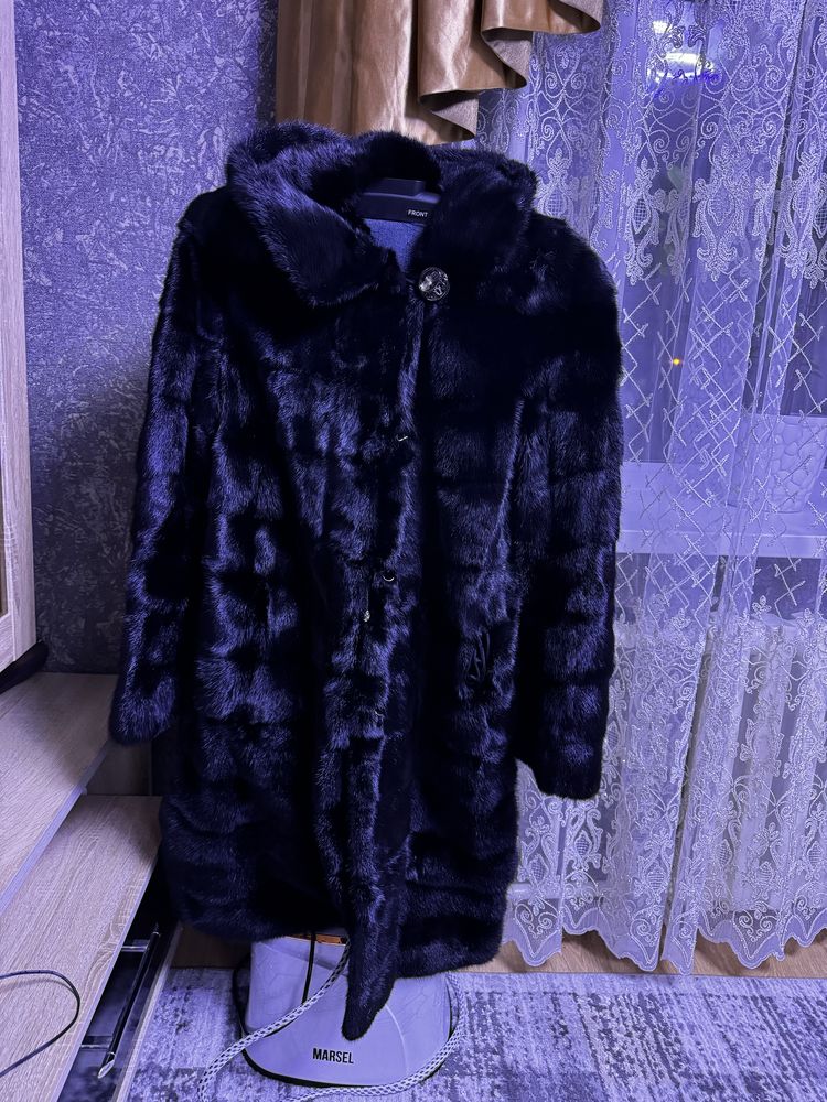 Продам норковую шубу