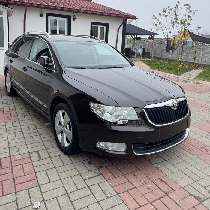 Skoda Superb 2012 - 2.0 TDI | Navi | Xenon | Euro 5 / 2 set Roti