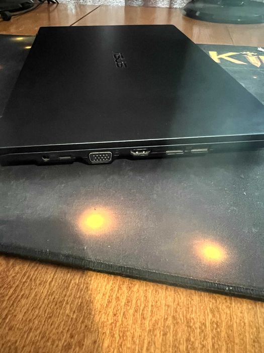 Лаптопи ASUS Като нов