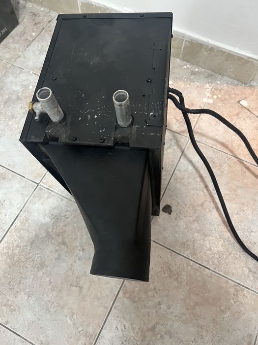 Продаеться авто печка 24 вольта.