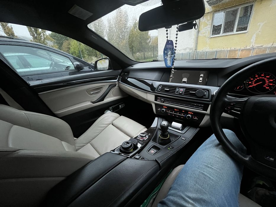 Bmw f10 2.0d 2011