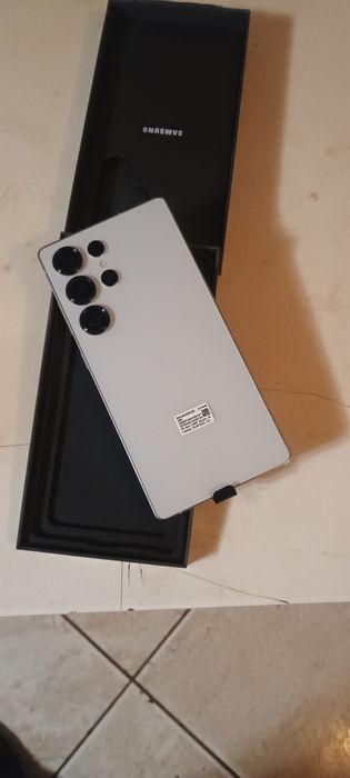 Samsung S25 ultra 512gb.+смарт часовник+слушалки+гръб+преносима батери