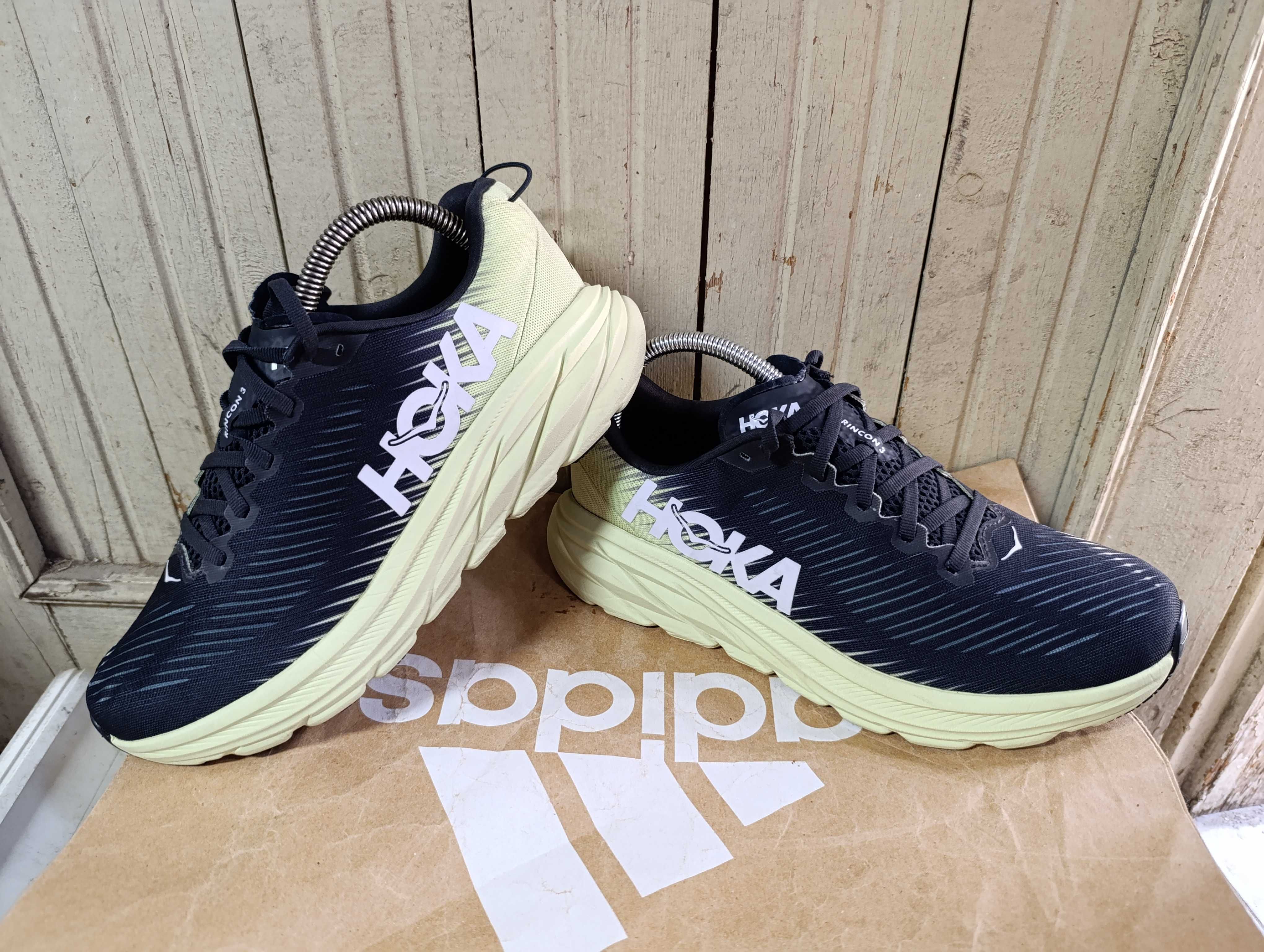 ''Hoka One One M Rincon 3''оригинални мъжки маратонки 41 номер