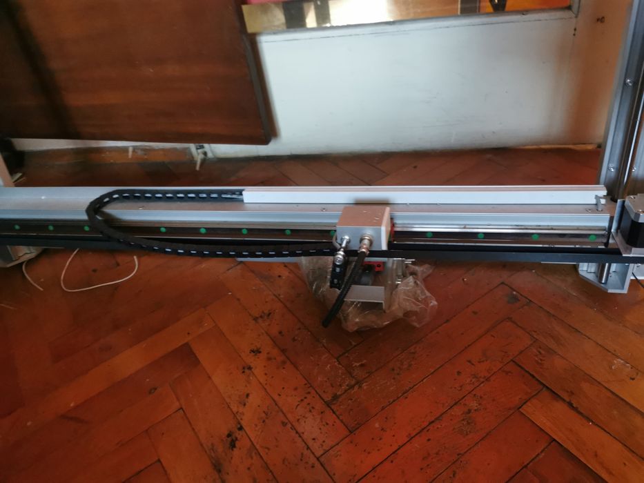 рутер зa гравиране на гранит и камък идр.