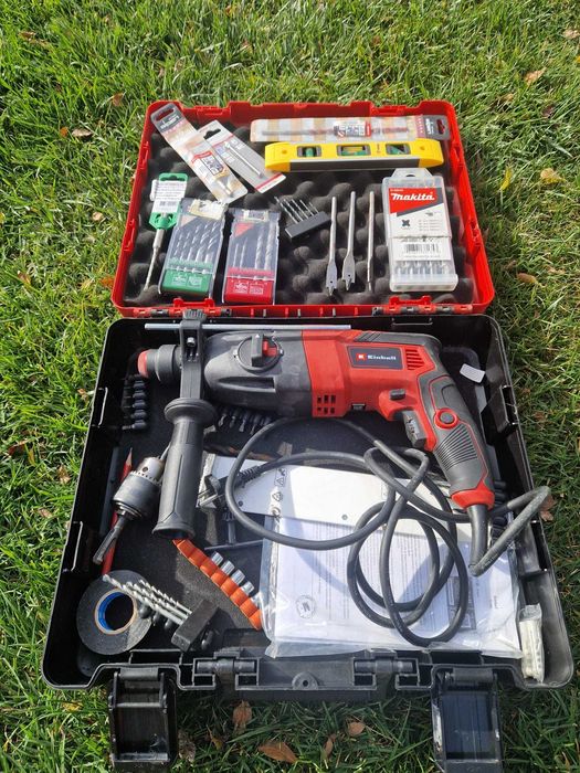 Set bormașină Einhell + burghie Makita, Bosch