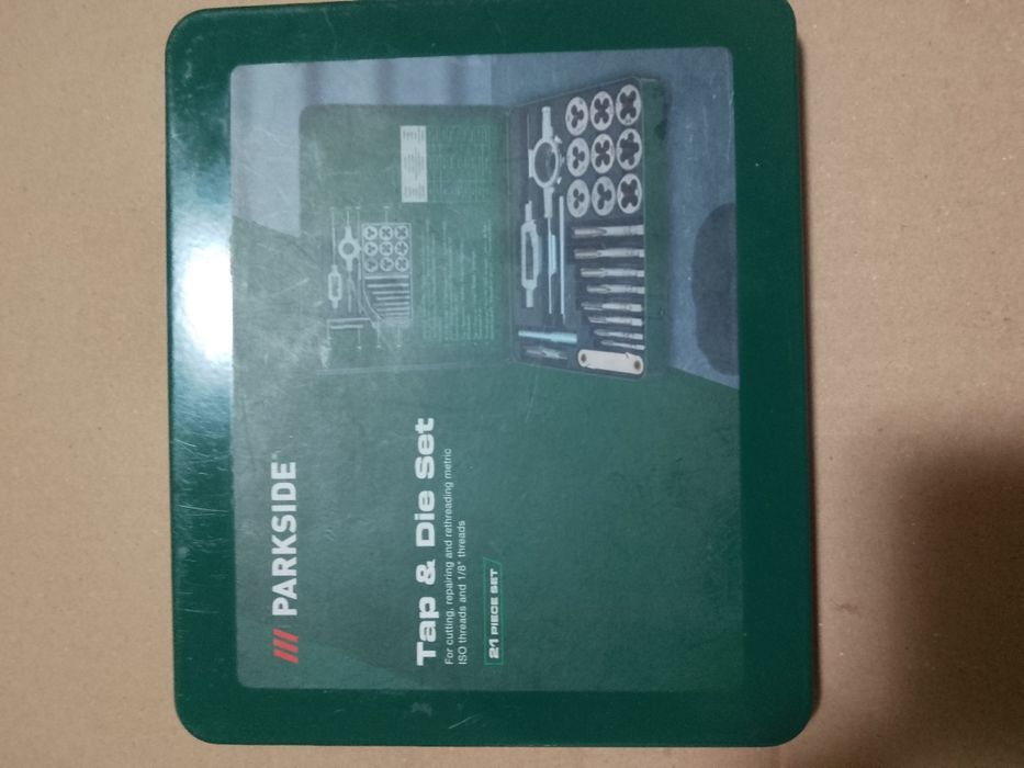 Trusă filetare suruburi piulițe PARKSIDE (filiere și tarozi)