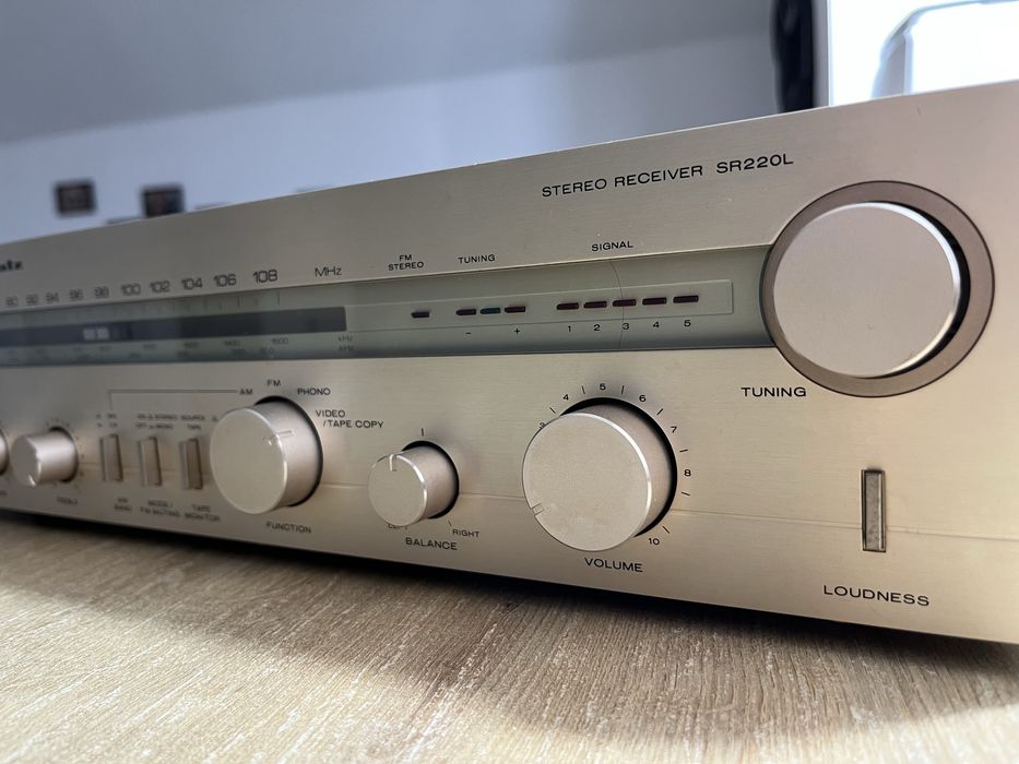 Amplificator Marantz SR 220 L