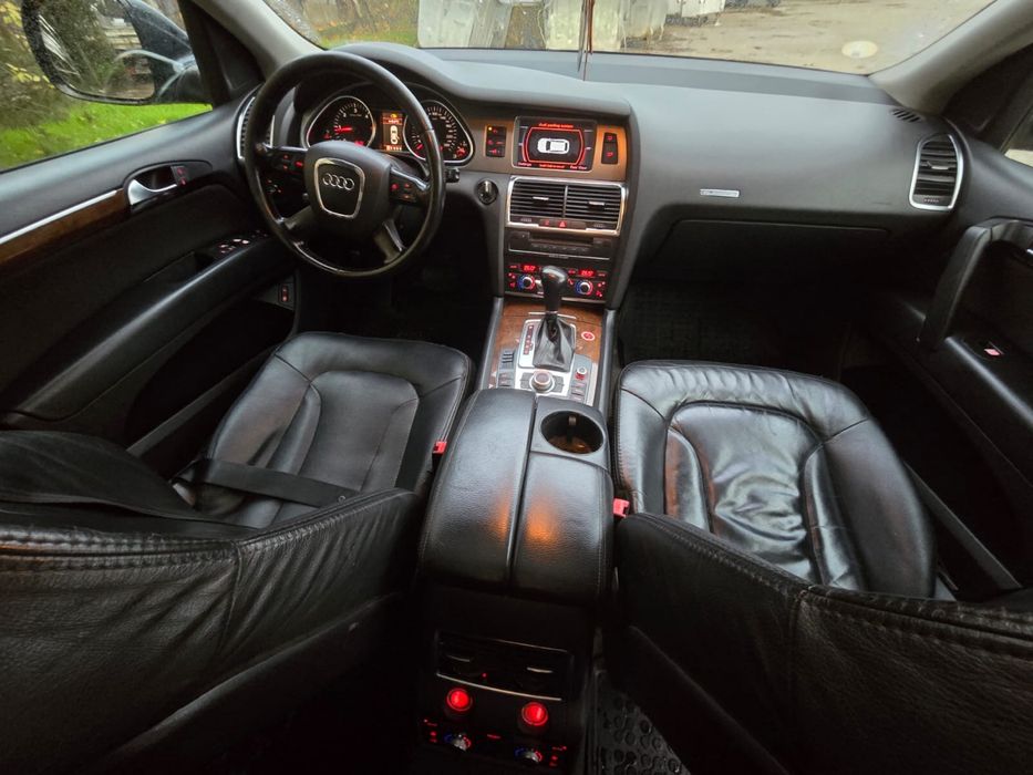 Audi Q7 3.0D Quattro *Panorama *Perne Aer *7Locuri *Carlig 3.5T *Full