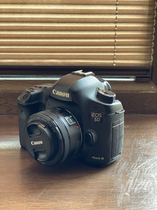 Срочно зор холатида Canon Mark 3 5D