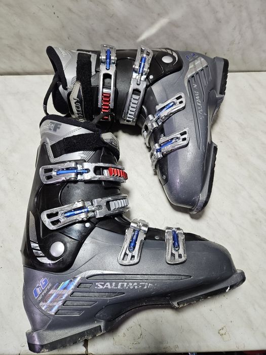 Clapari ski schi  Salomon mondo  28  corespunde mărimii 42