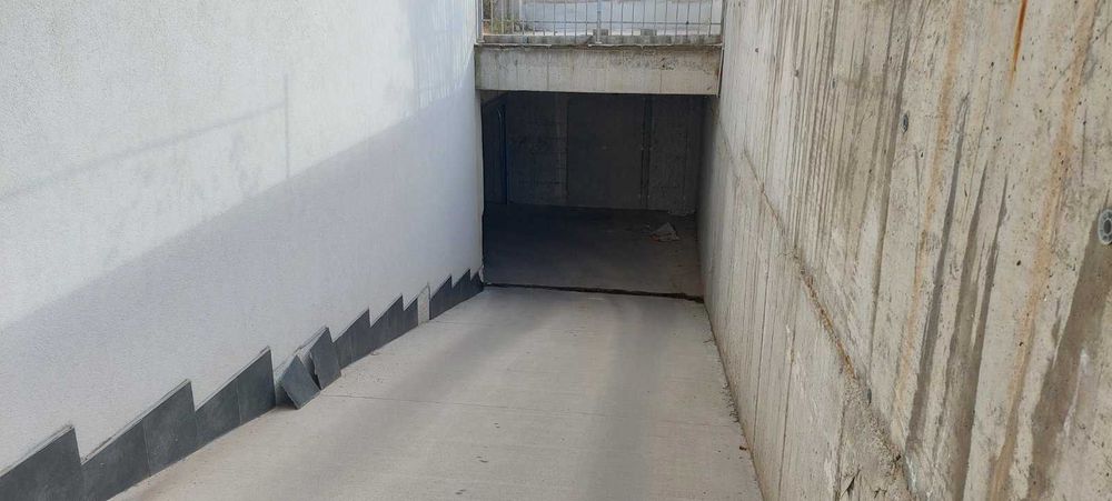 Продажба на две паркоместа в гр.София, кв.Малинова Долина