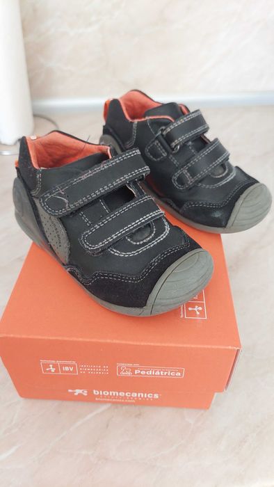Обувки Biomecanics, 24 номер