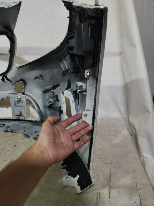 Bara fata Mercedes A-Class W176, facelift, 2015, 2016, 2017, 2018, cod origine OE A1768853625.