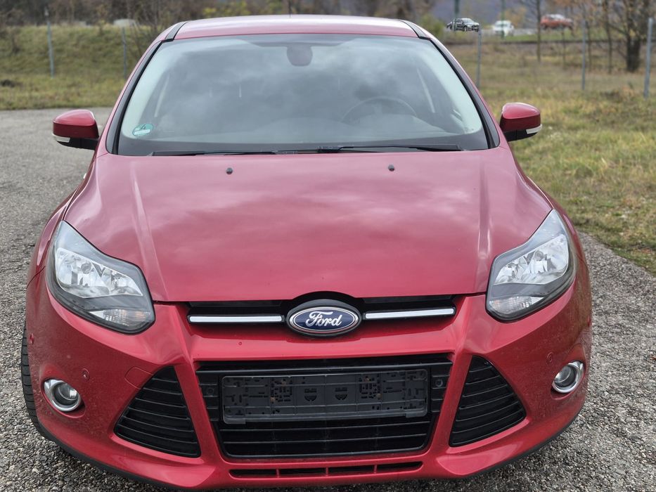 Ford focus benzina 1000 c.c  125 c.p