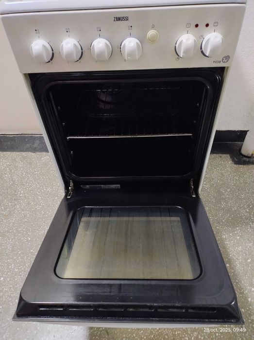 Aragaz mixt , 2 ochiuri electrice , 2 gaz