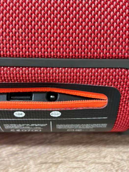 JBL Xtreme + зарядно