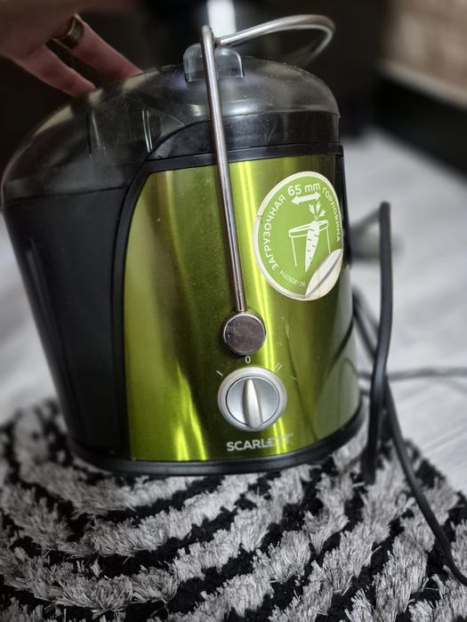 Storcător fructe Scarlett