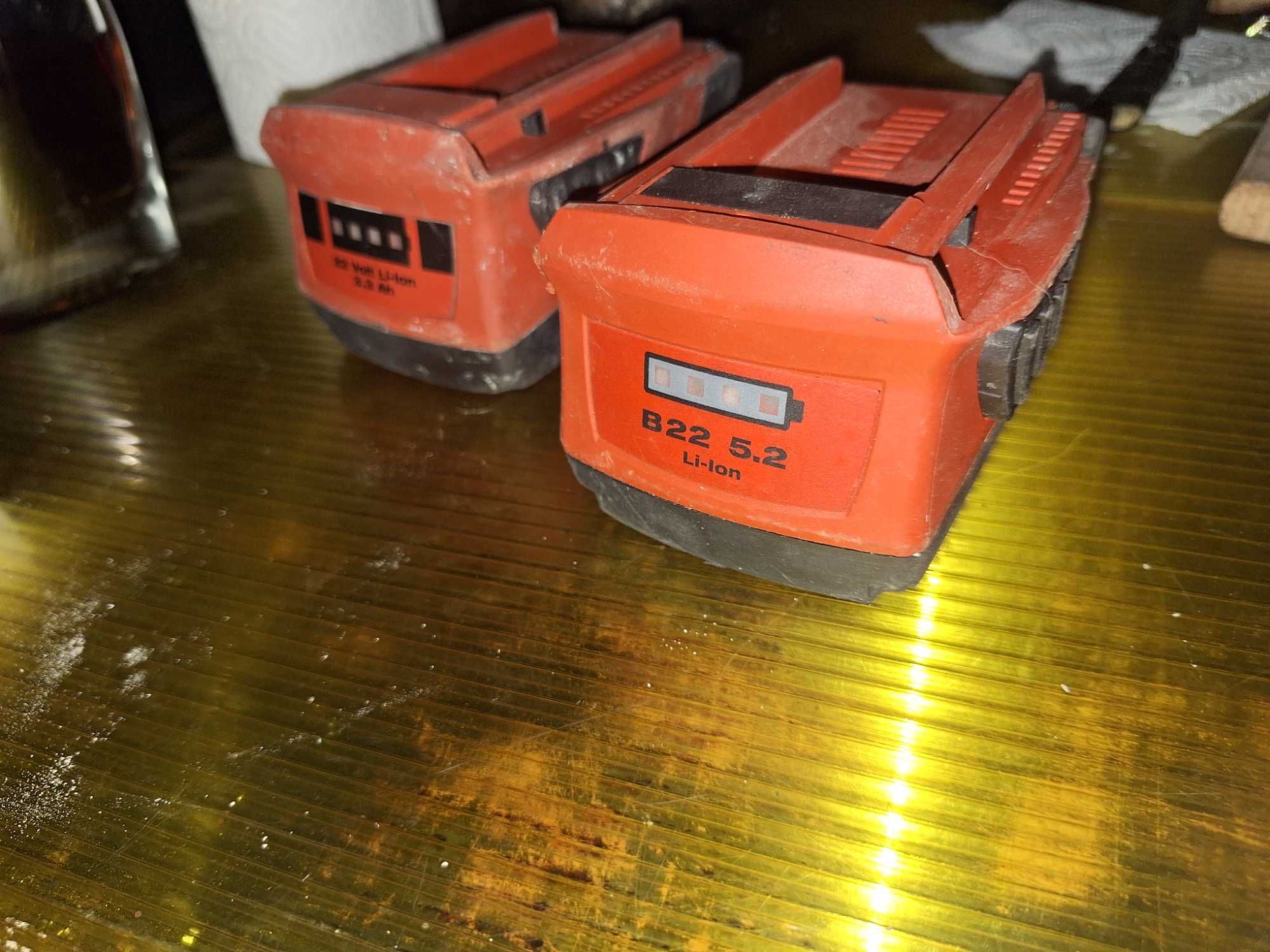 БАТЕРИИ HILTI-2 бр.  B 22 3.3 ап. / B 22 5.2 aп
