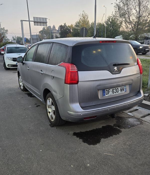 Peugeout 5008 1.6 hdi