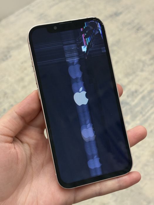 iPhone 13 буу экран ауысқан