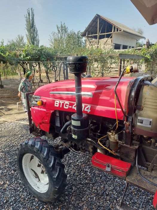 Traktor mini btg 404