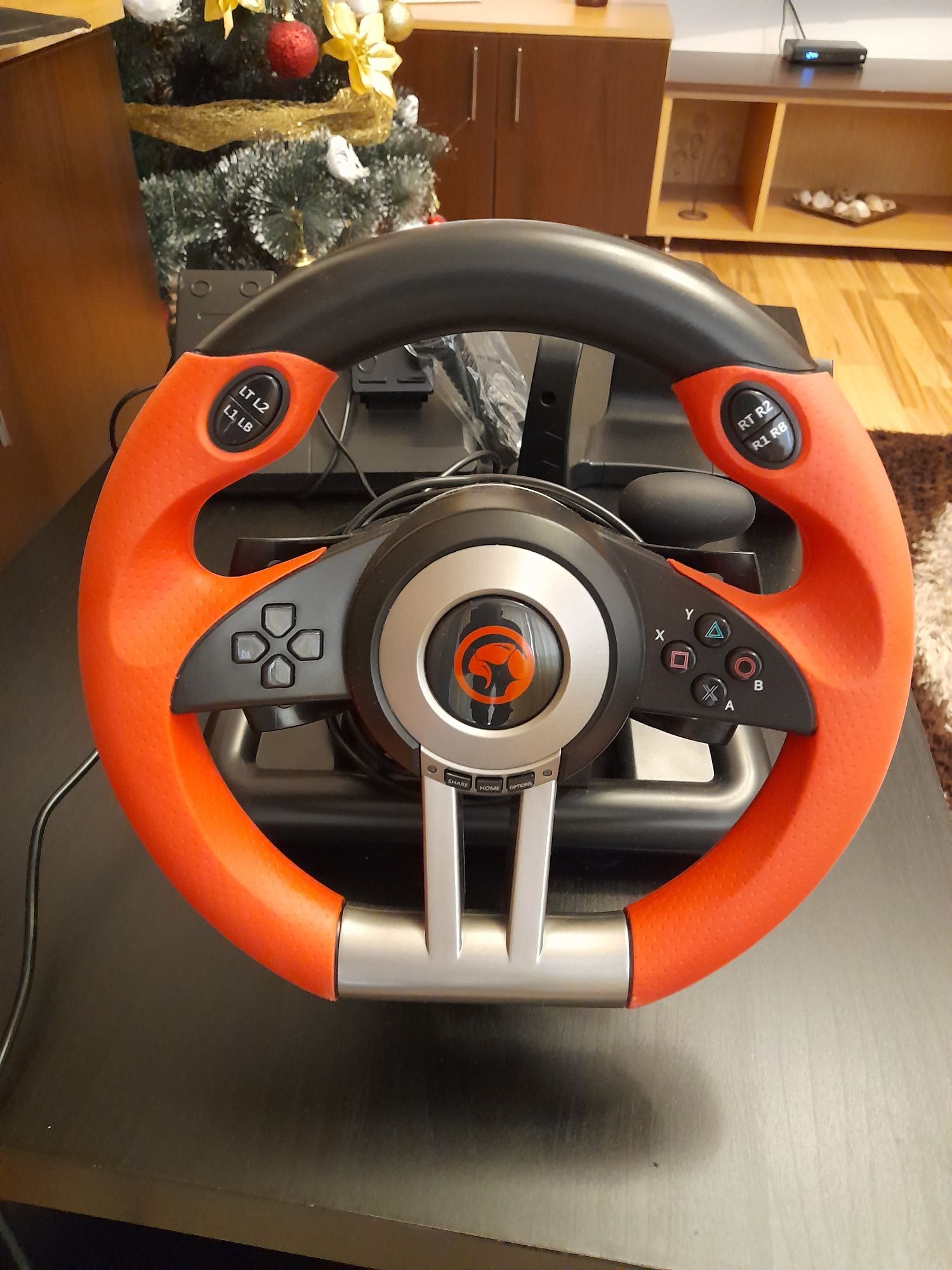 Volan Scorpion GT-902 Vibration Racing Wheel