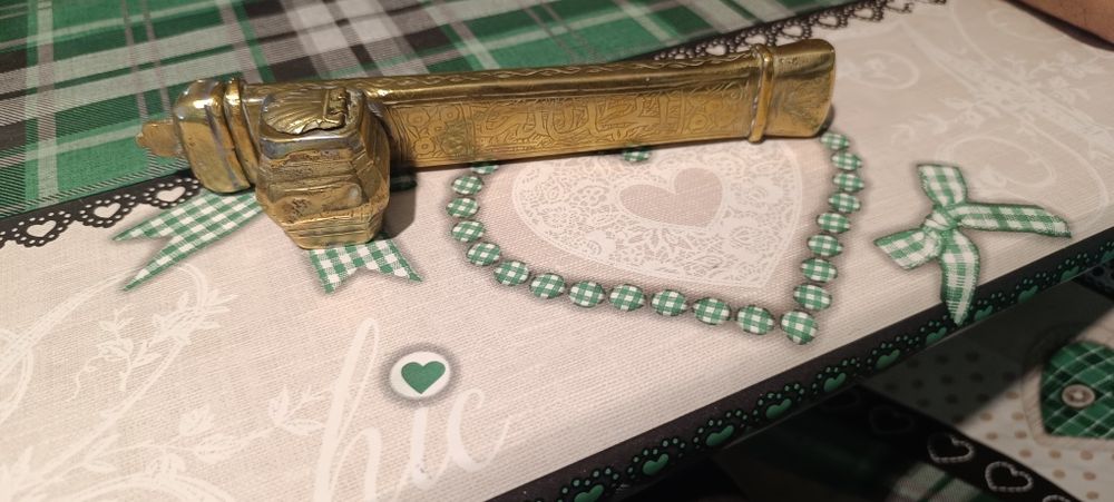 Продавам стара османска мастилница