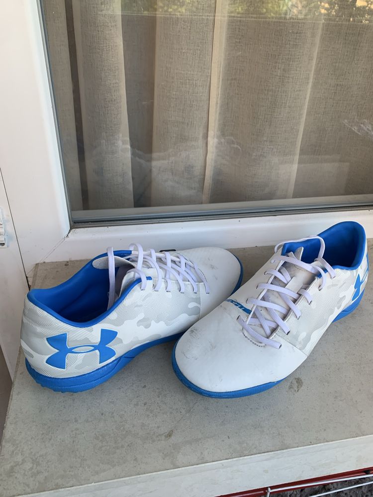 Футболни обувки/стоножки Under Armour 42