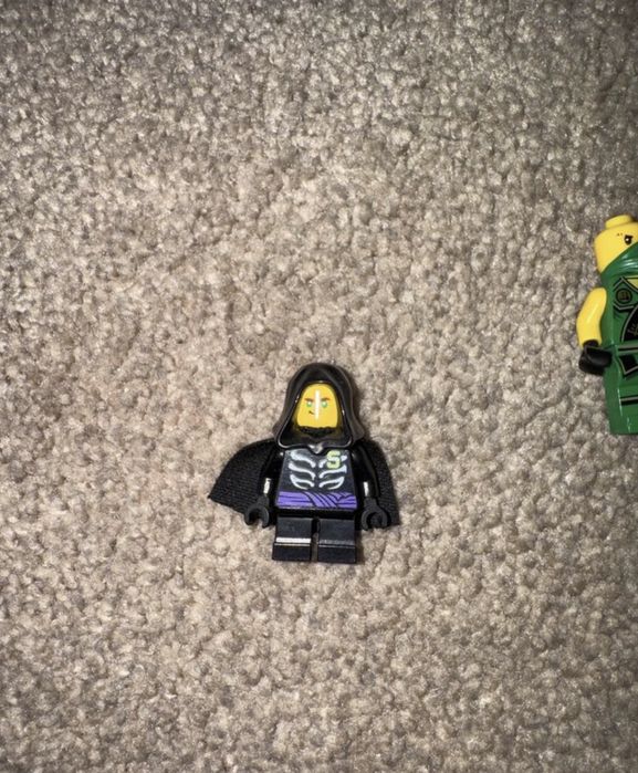 lloyd pythor lego
