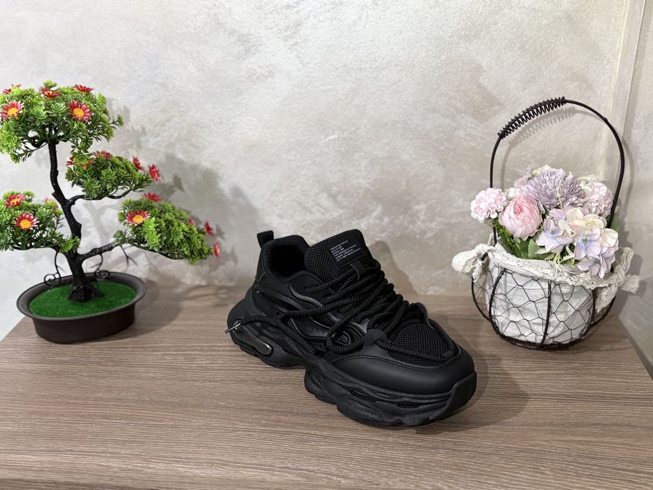 Adidasi Casual/ Model 2026