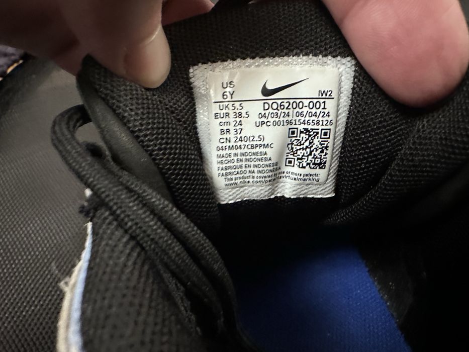 Nike Air More Uptempo, marimea 38,5, ca noi, purtati doar de 2/3 ori