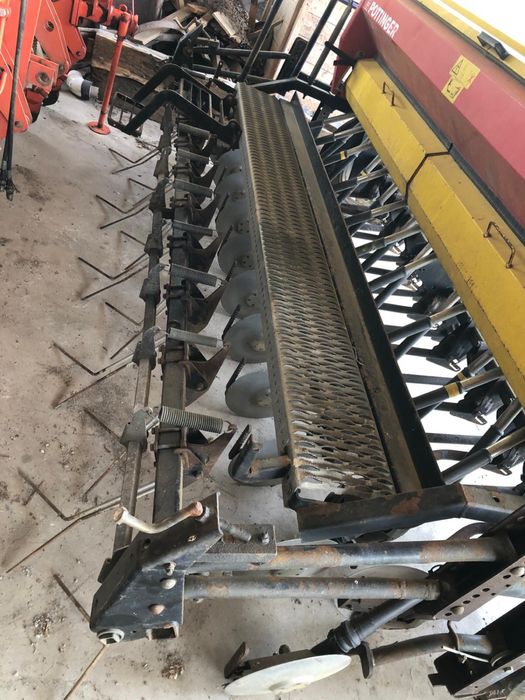 Semănătoare pentru porumb și grâu