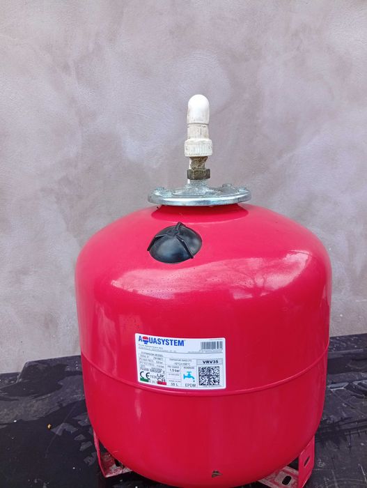 Vând centrală pe lemne fără gazeificare de25kw