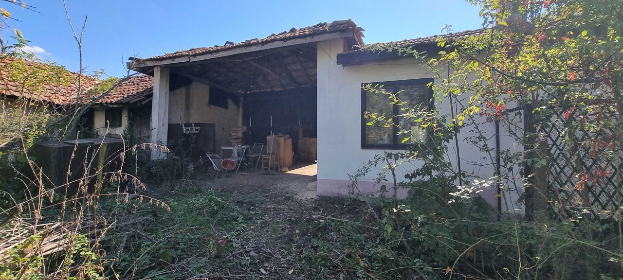 Продава се Къща в с. Побит камък, Област Разград - 140 кв.м за 822 €/кв.м - Снимка #13