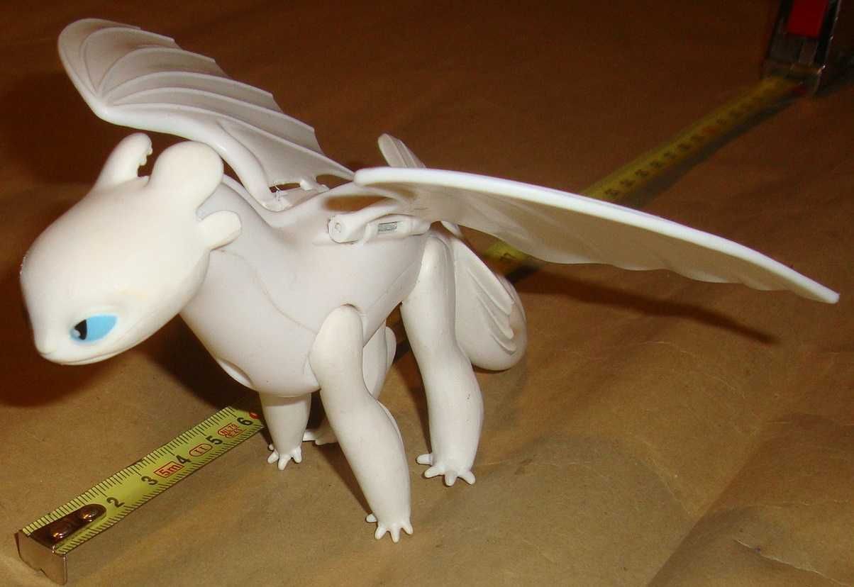 Jucarie Figurina LightFury Dreamworks Dragons