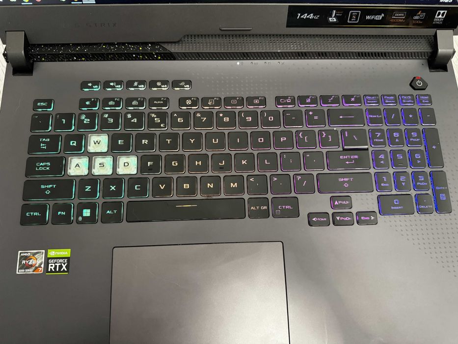 Laptop Gaming ASUS ROG Strix G17 G713RC cu 6800HS, 16GB DDR5, RTX 3050
