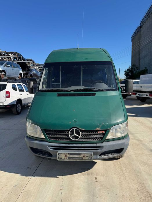 Dezmembrez Piese Mercedes Sprinter 413, 416, 616 Punte Dubla 2.7 CDI