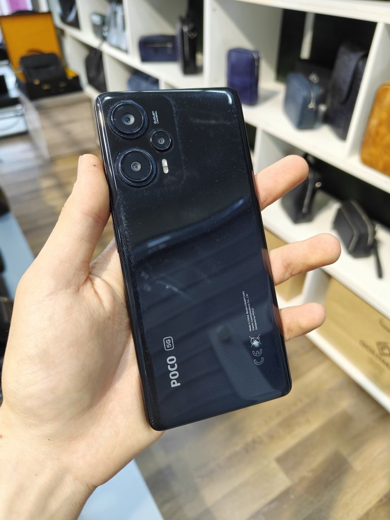 Poco F5 256Gb Black Sotlad