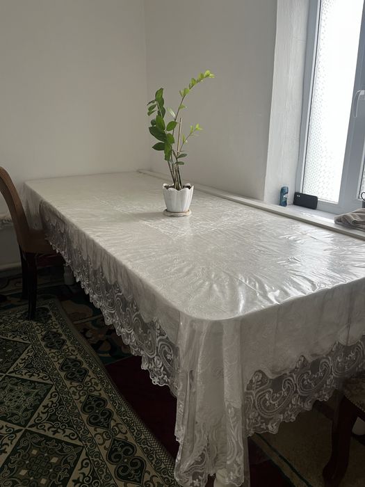 Стол в хорошем состояний