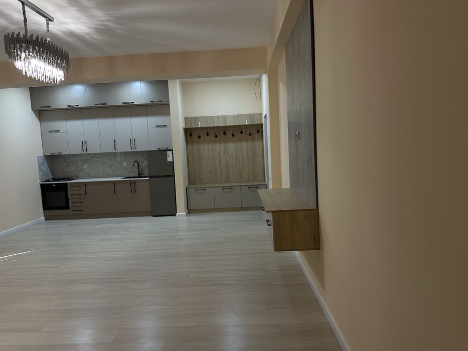 Продаётся квартира на Шойхонтахйр район ор.Уччинор