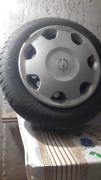 Vand cauciucuri cu genti 4 bucăți